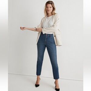 The Mid-Rise Perfect Vintage Jeans in Corson Wash